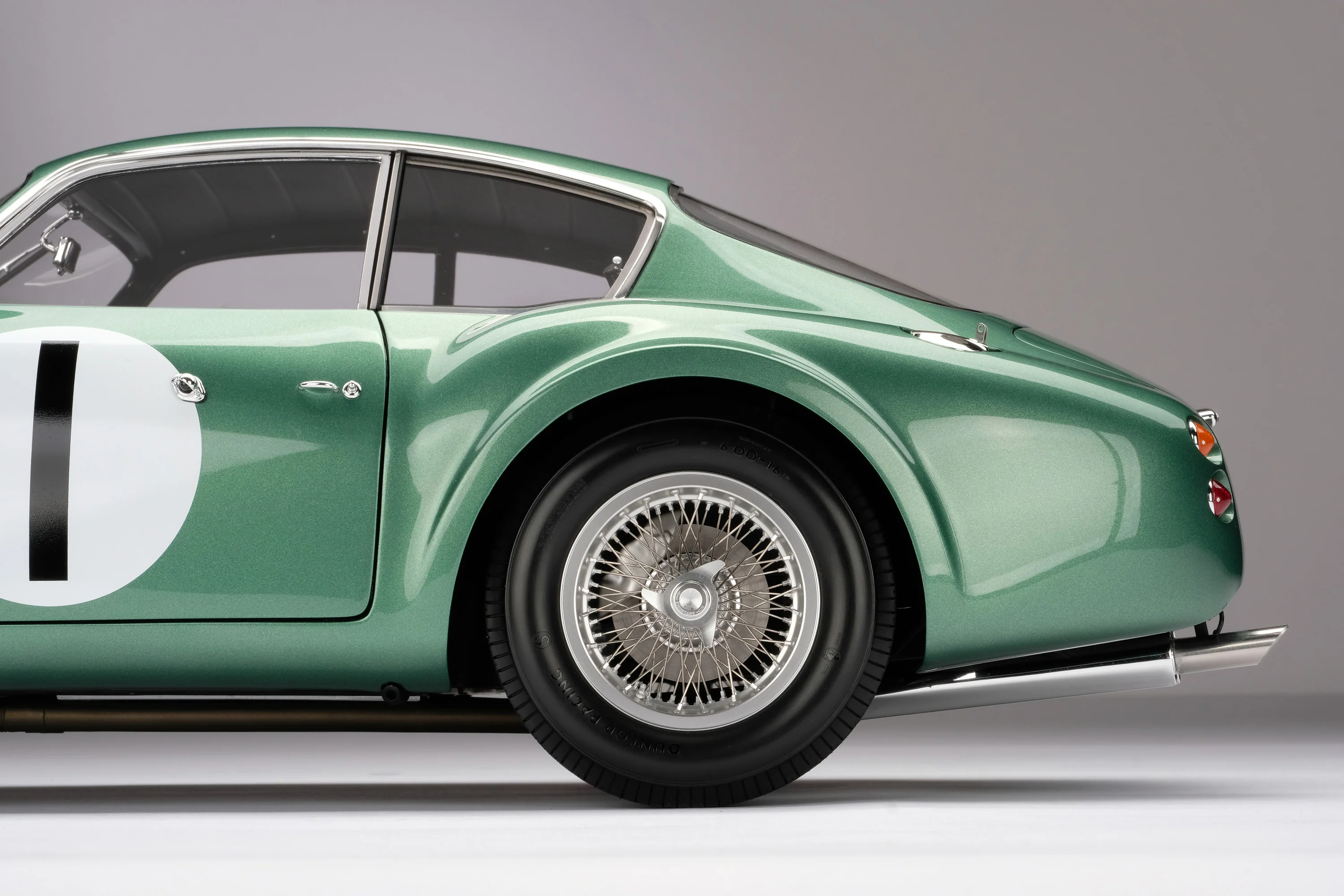 Aston Martin DB4 GT Zagato - 1961 Goodwood TT - Salvadori - Image 19