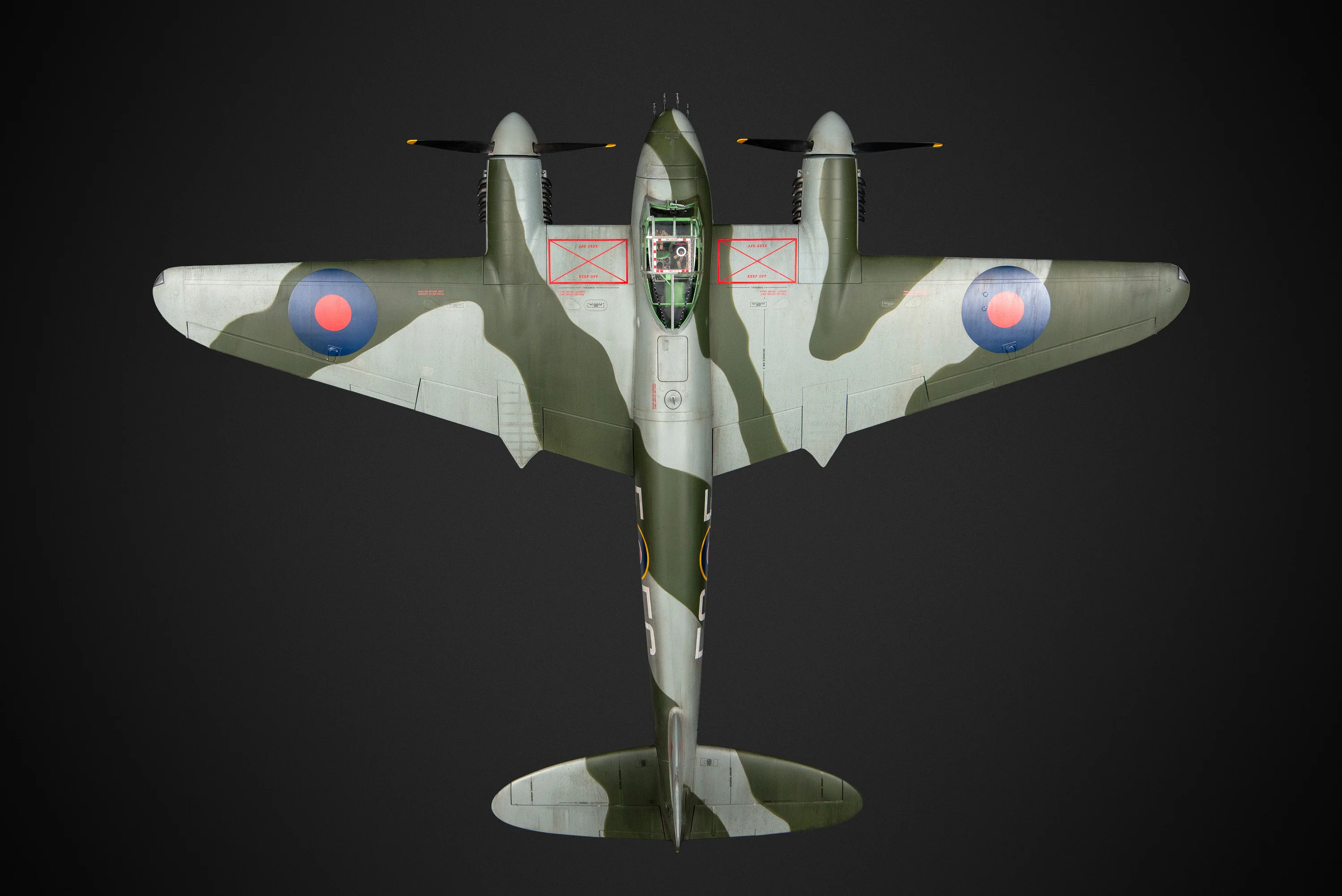 DH.98 Mosquito - FB.VI HX922 - Image 10