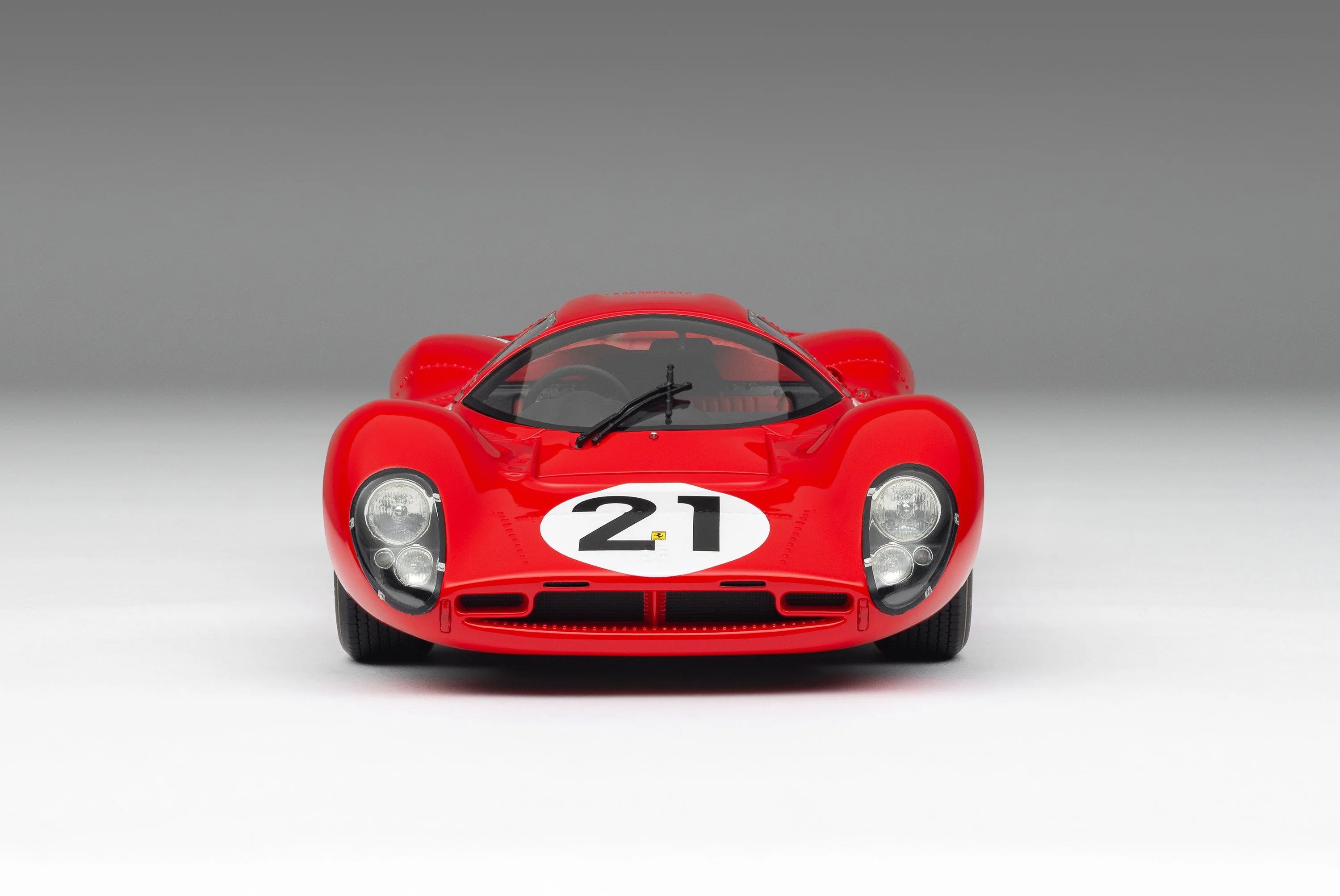Ferrari 330 P4 - 1967 Le Mans - 2nd Place - Class Winner - Image 10