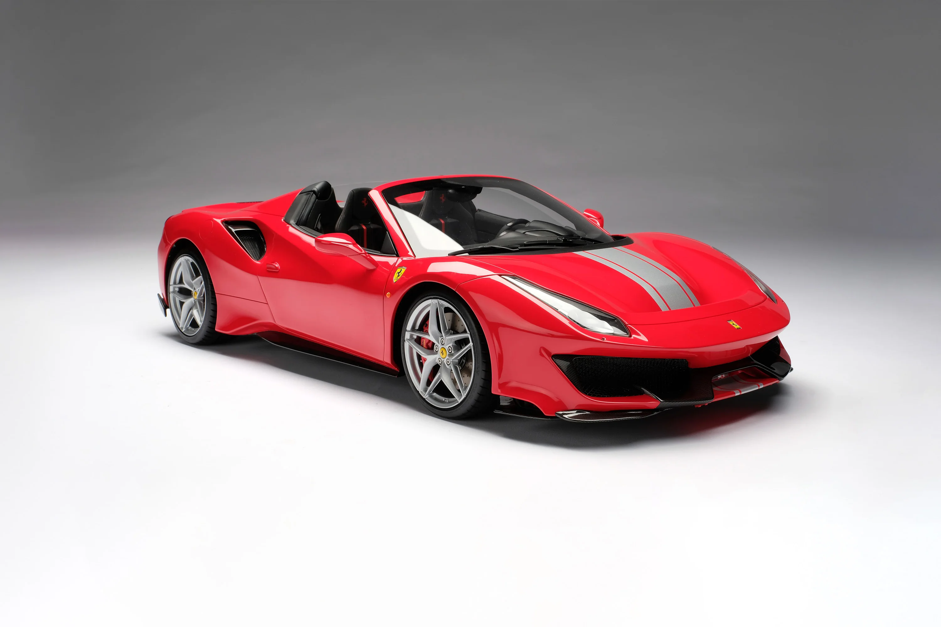 Ferrari 488 Pista Spider (2018) - Image 2