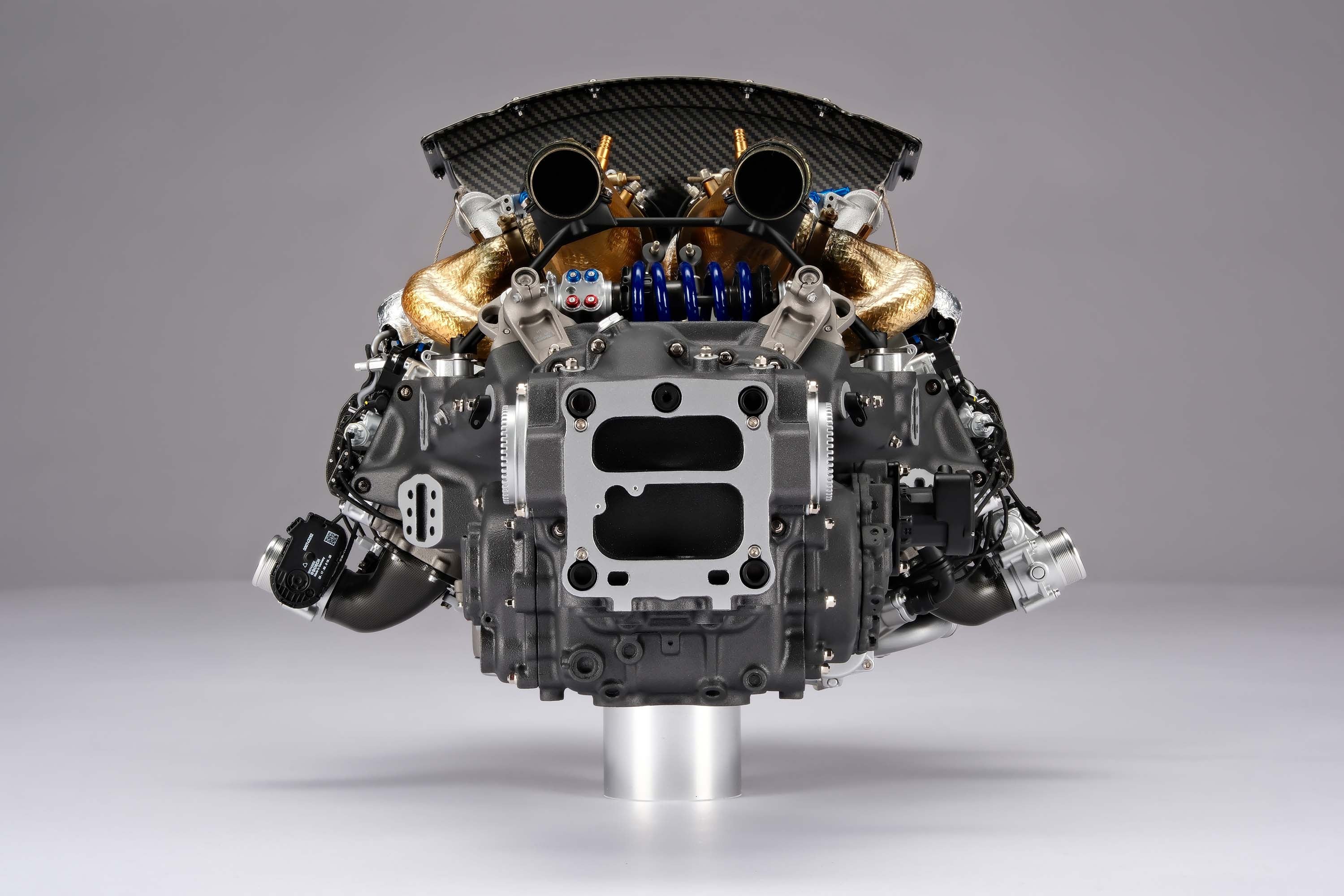 Ferrari 499P V6 Engine and Gearbox (2023) - Image 12