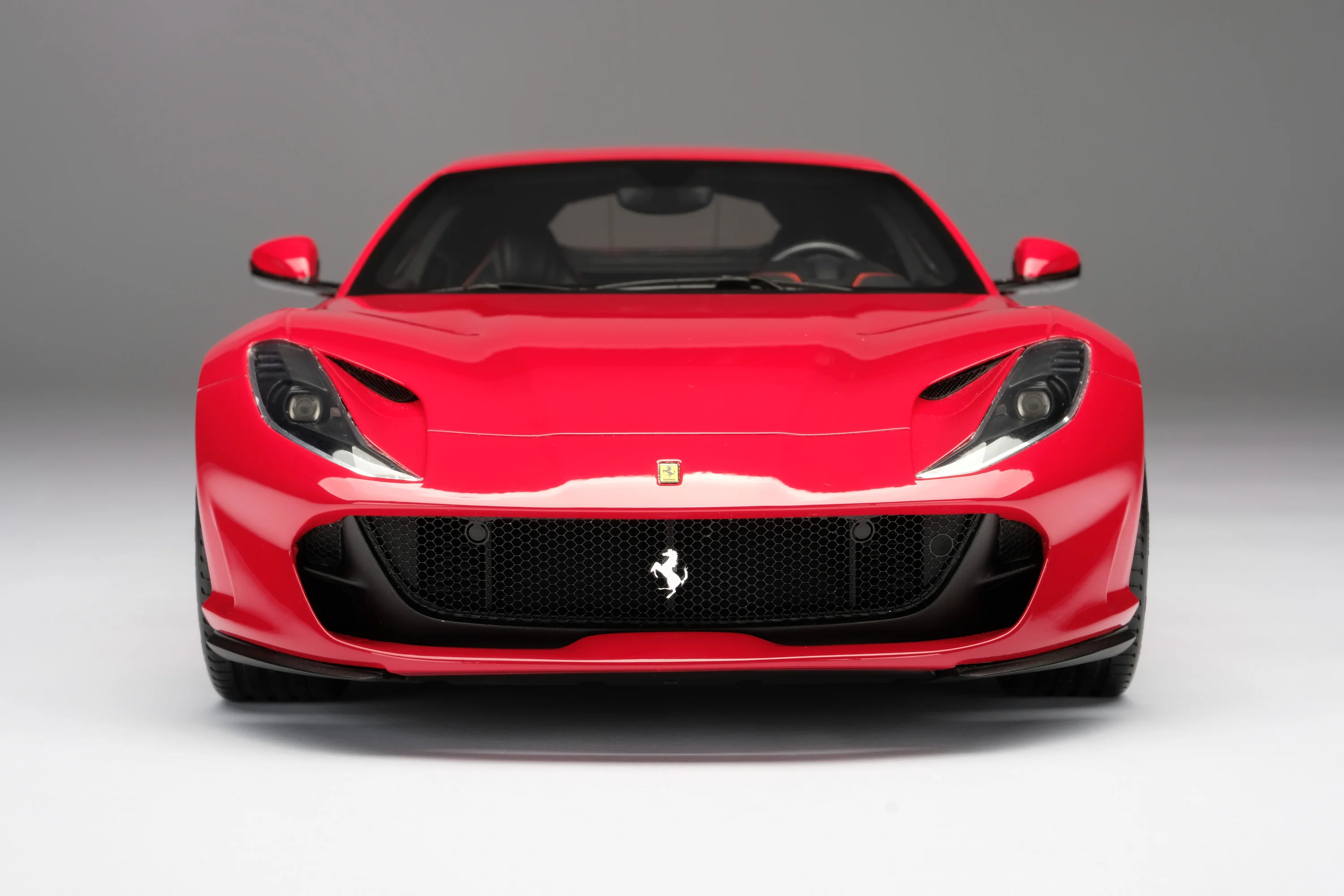 Ferrari 812 Superfast - Image 6