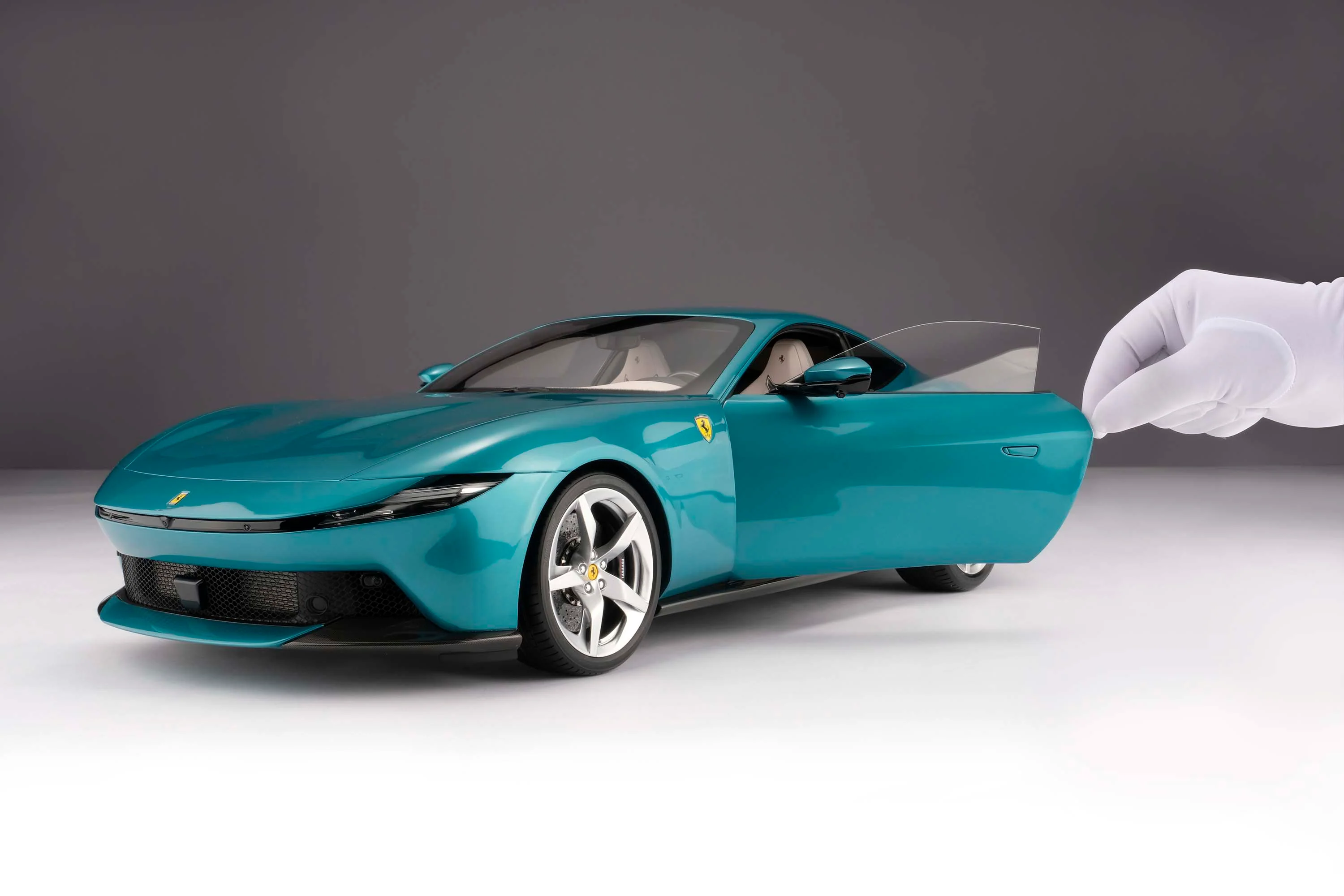 Ferrari Amalfi (2026) - Verde Costiera - Image 15