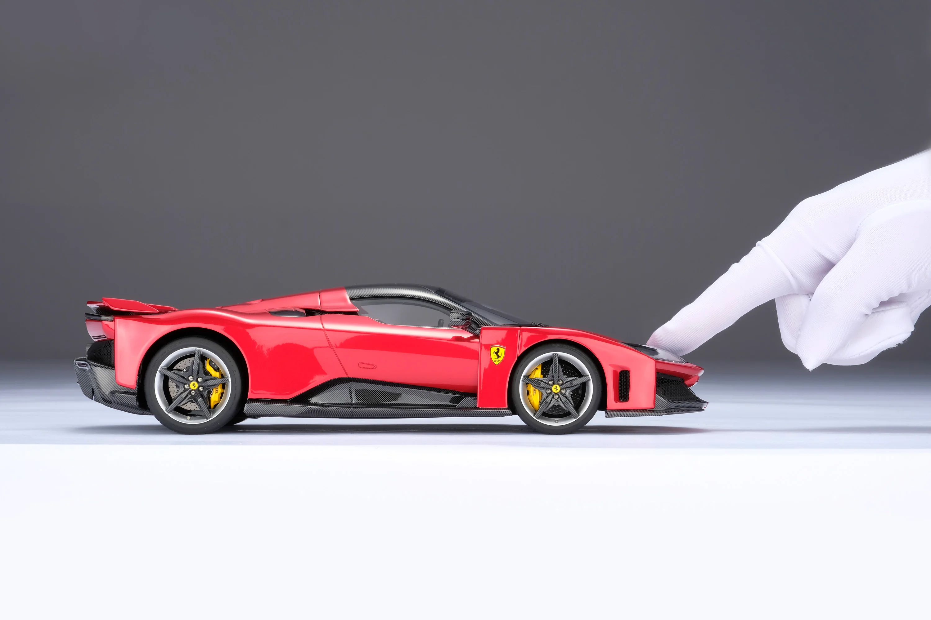 Ferrari F80 - Rosso Supercar - Image 4