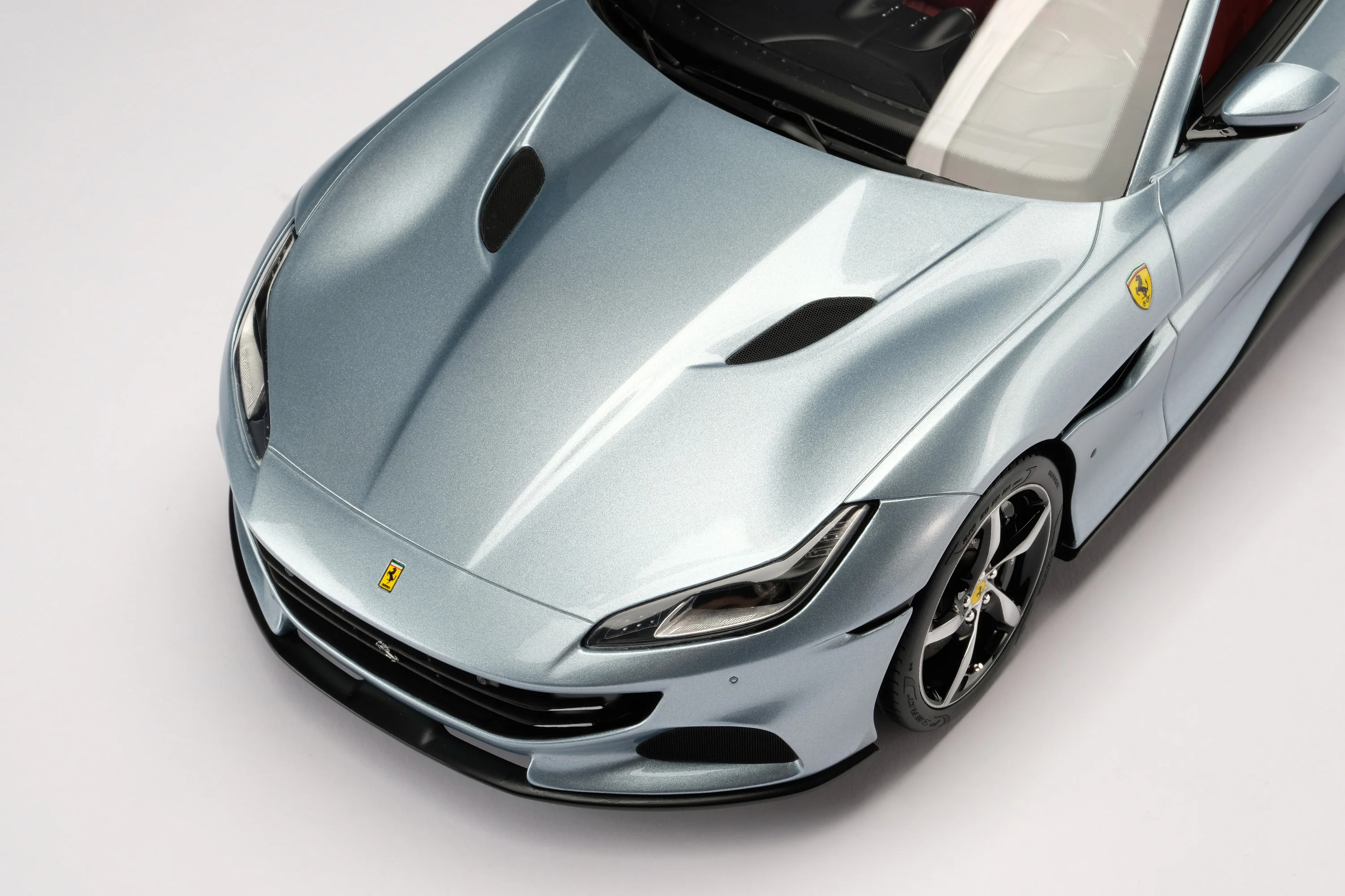 Ferrari Portofino M - Image 13