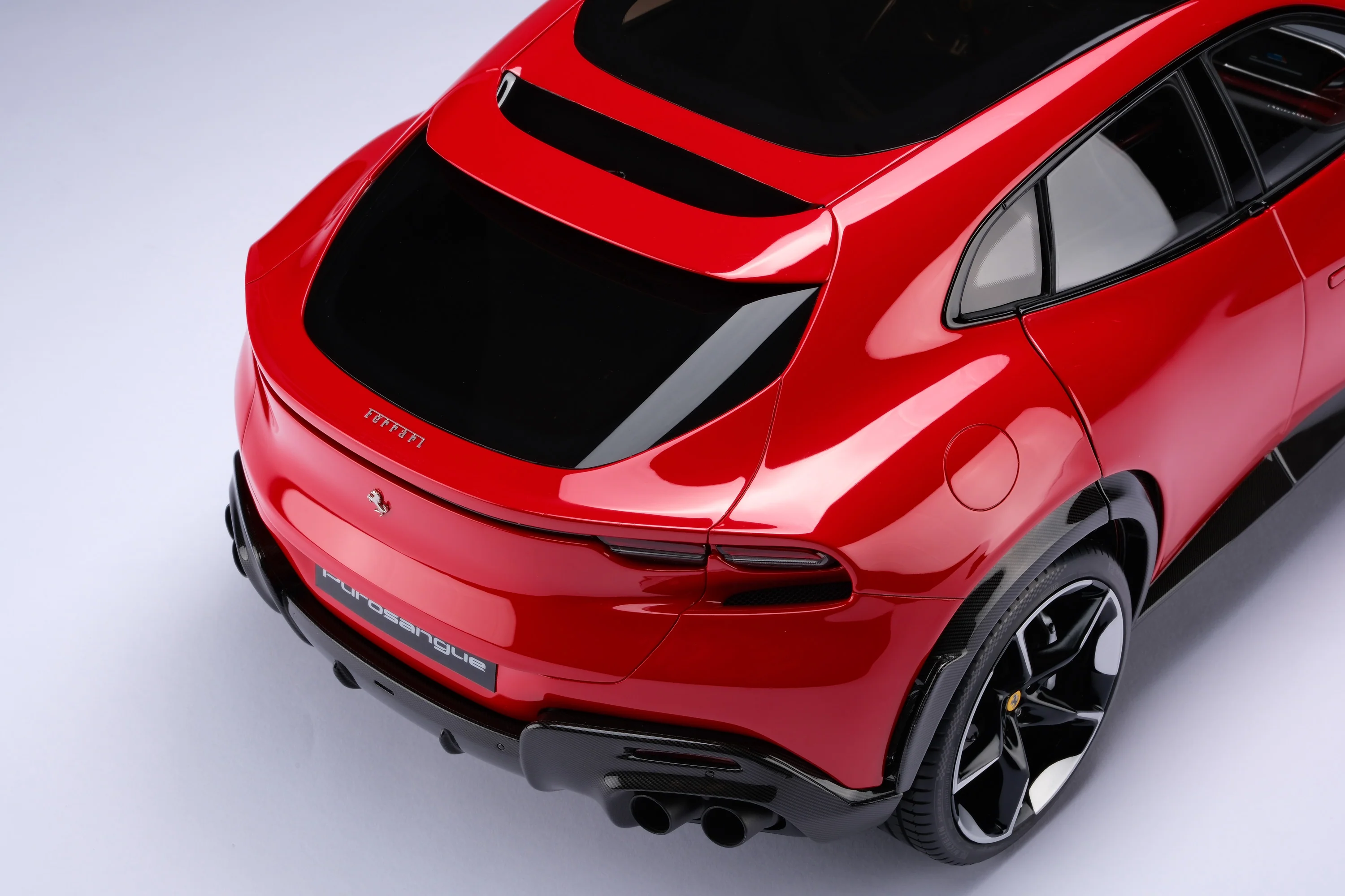 Ferrari Purosangue (2023) - Image 11