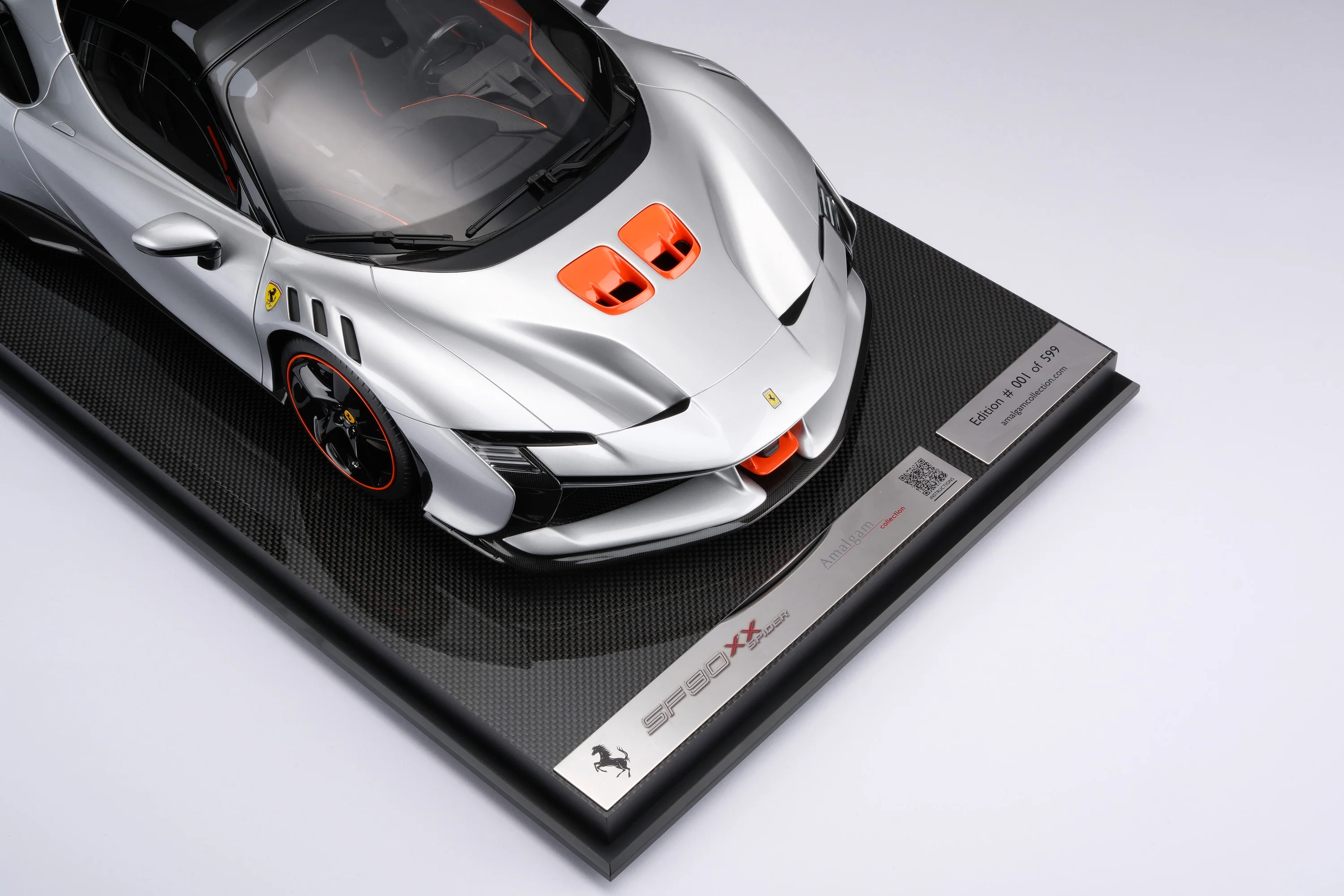 Ferrari SF90 XX Spider (2023) - Image 20