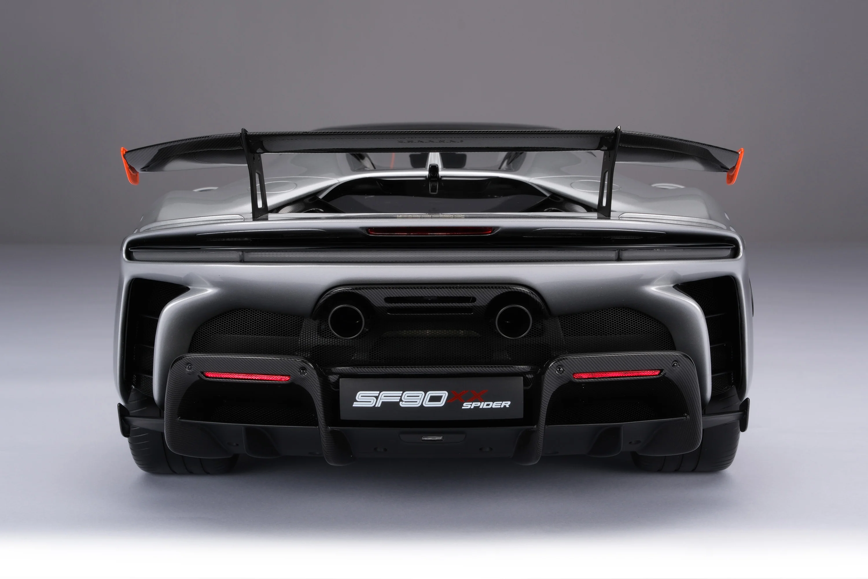 Ferrari SF90 XX Spider (2023) - Image 8
