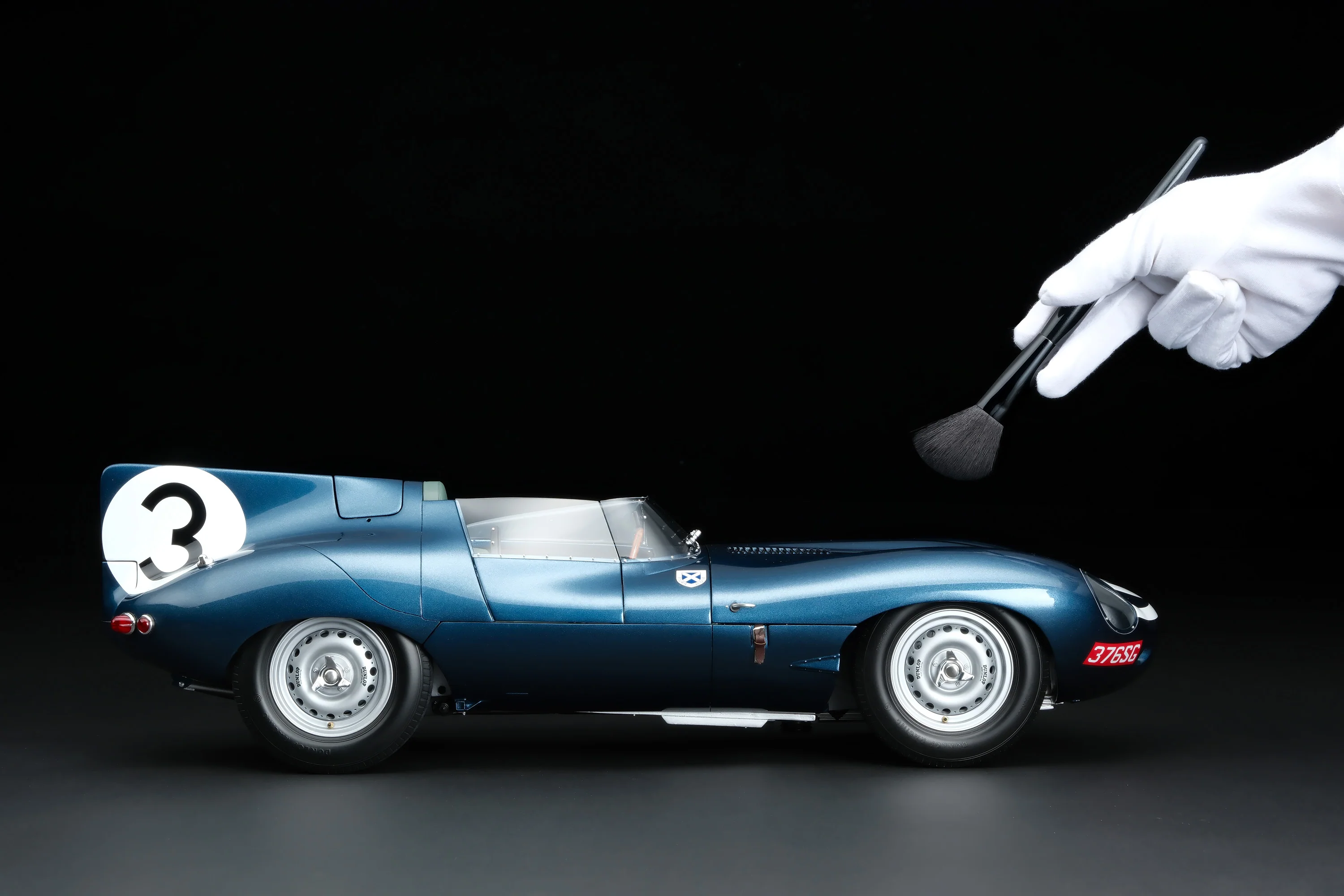 Jaguar D-type Ecurie Ecosse - 1957 Le Mans Winner - Image 3