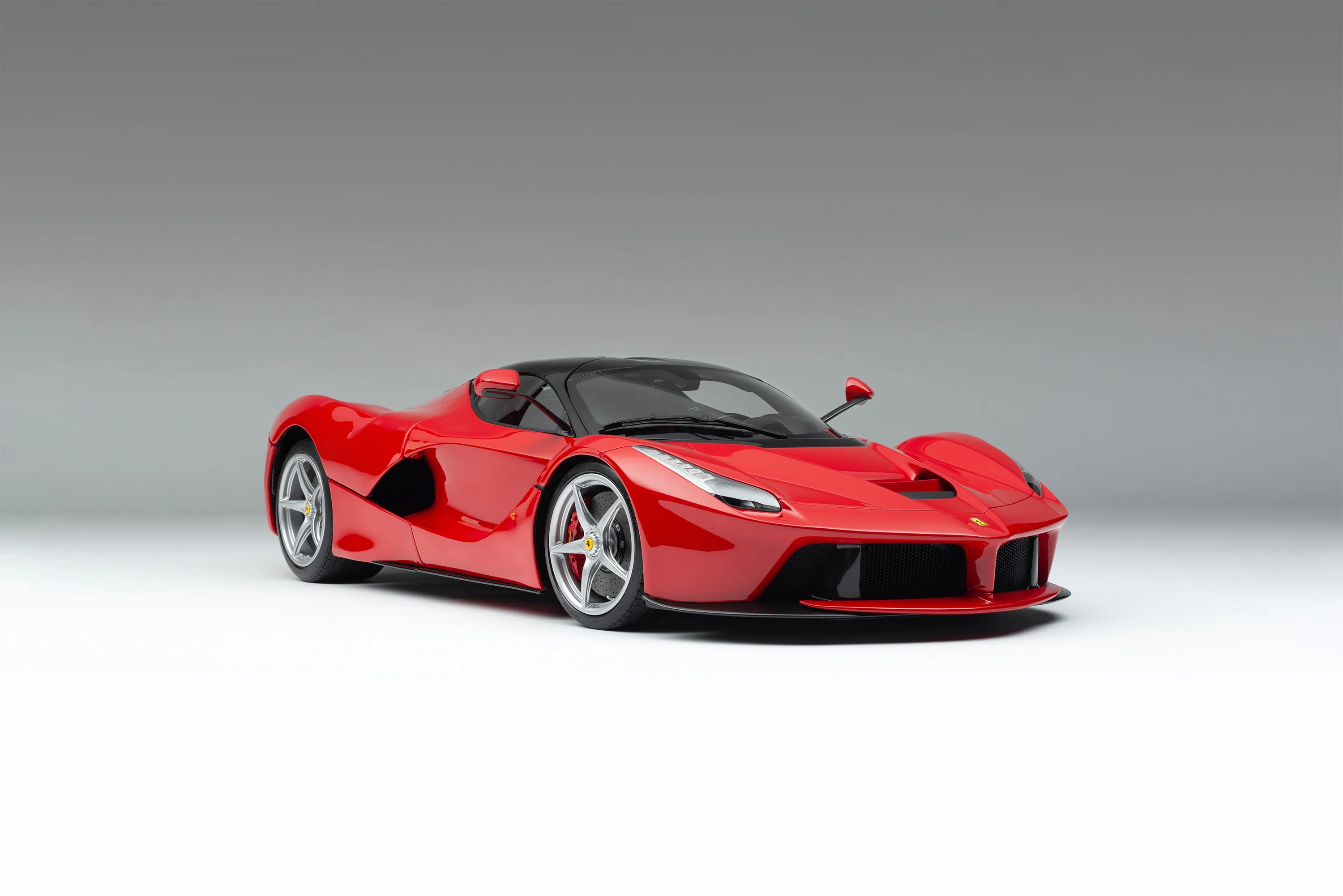Ferrari LaFerrari (2013) - Image 2