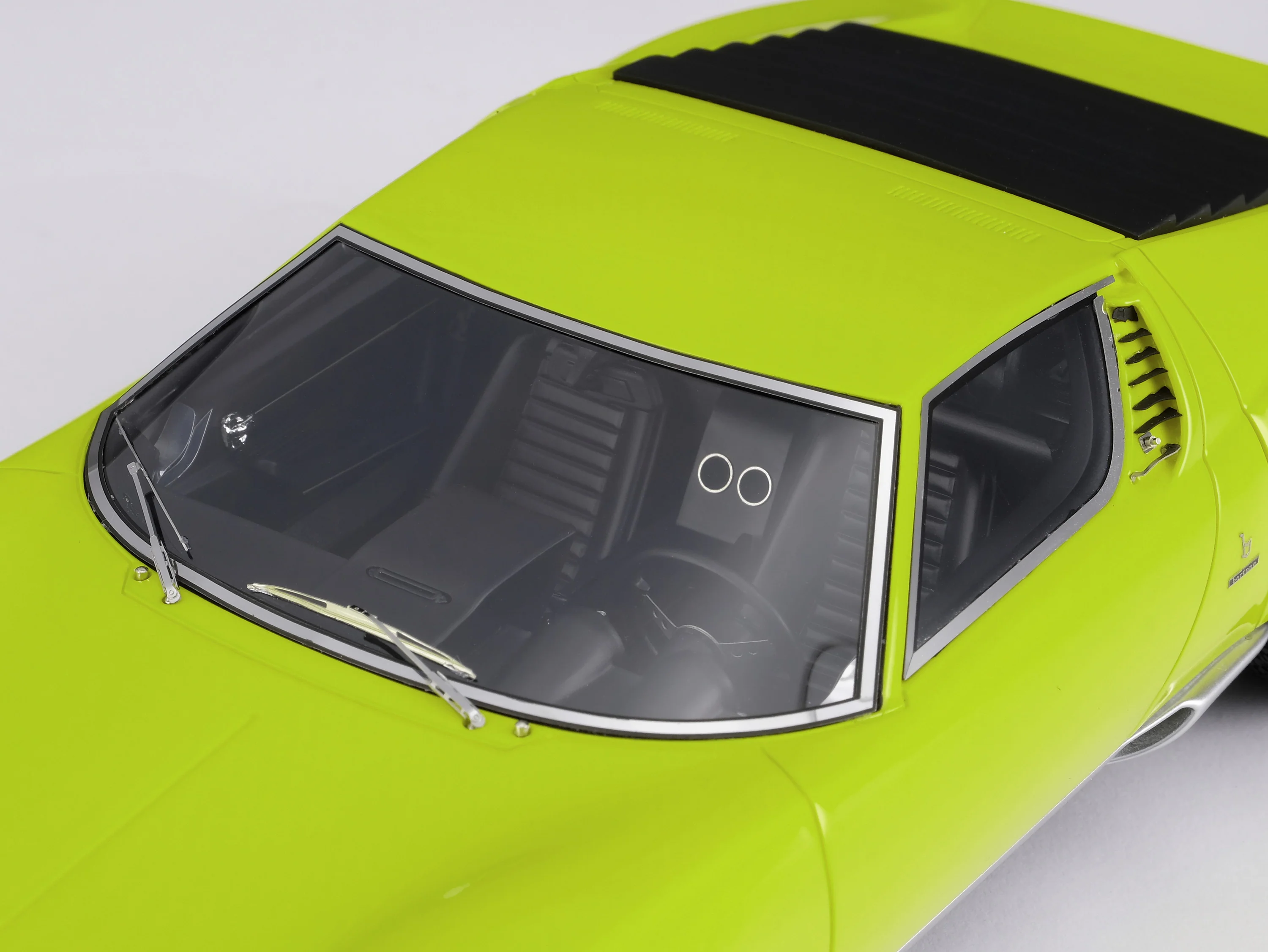Lamborghini Miura P400 SV - Image 38