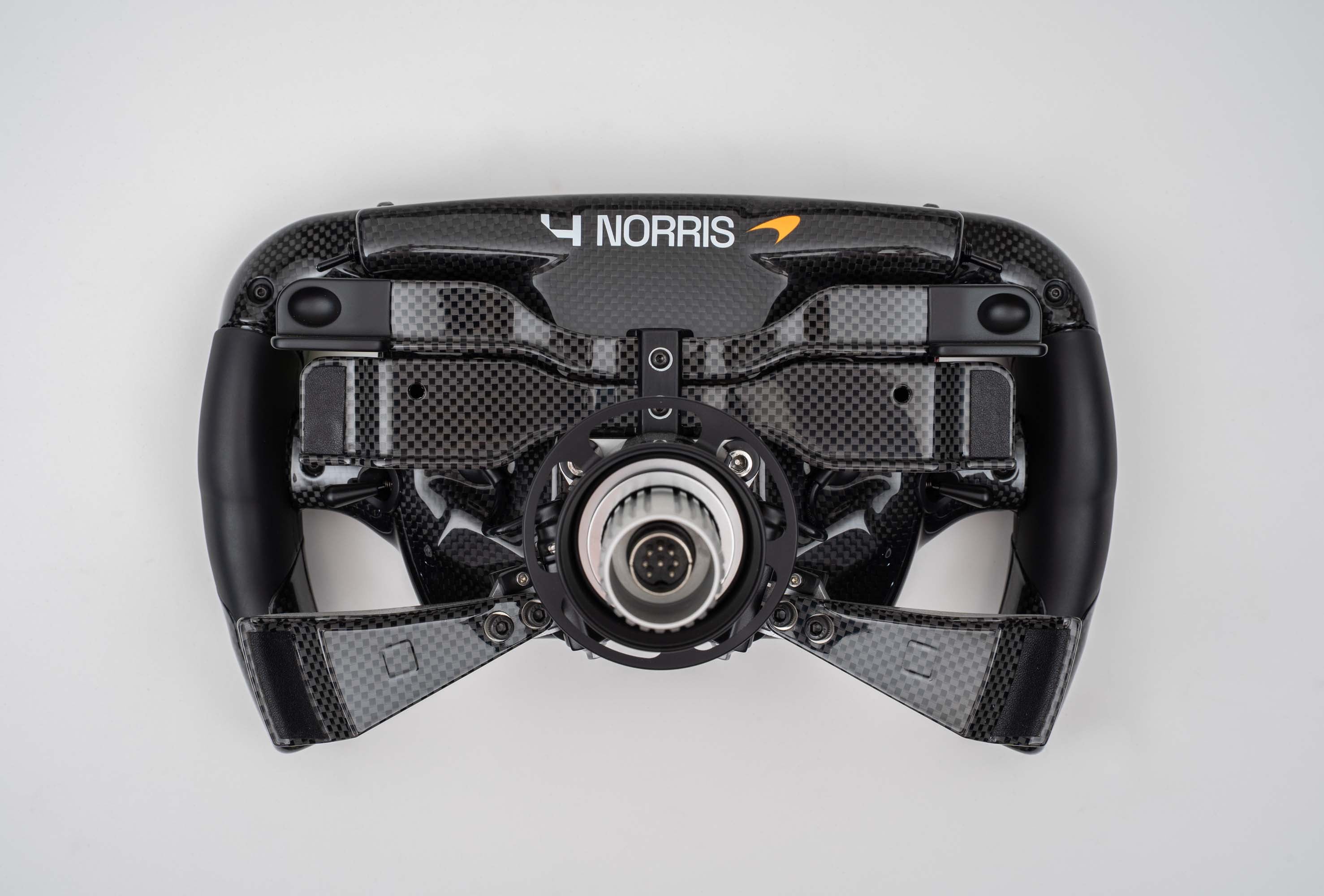 McLaren MCL38 Steering Wheel (2024) - Image 17