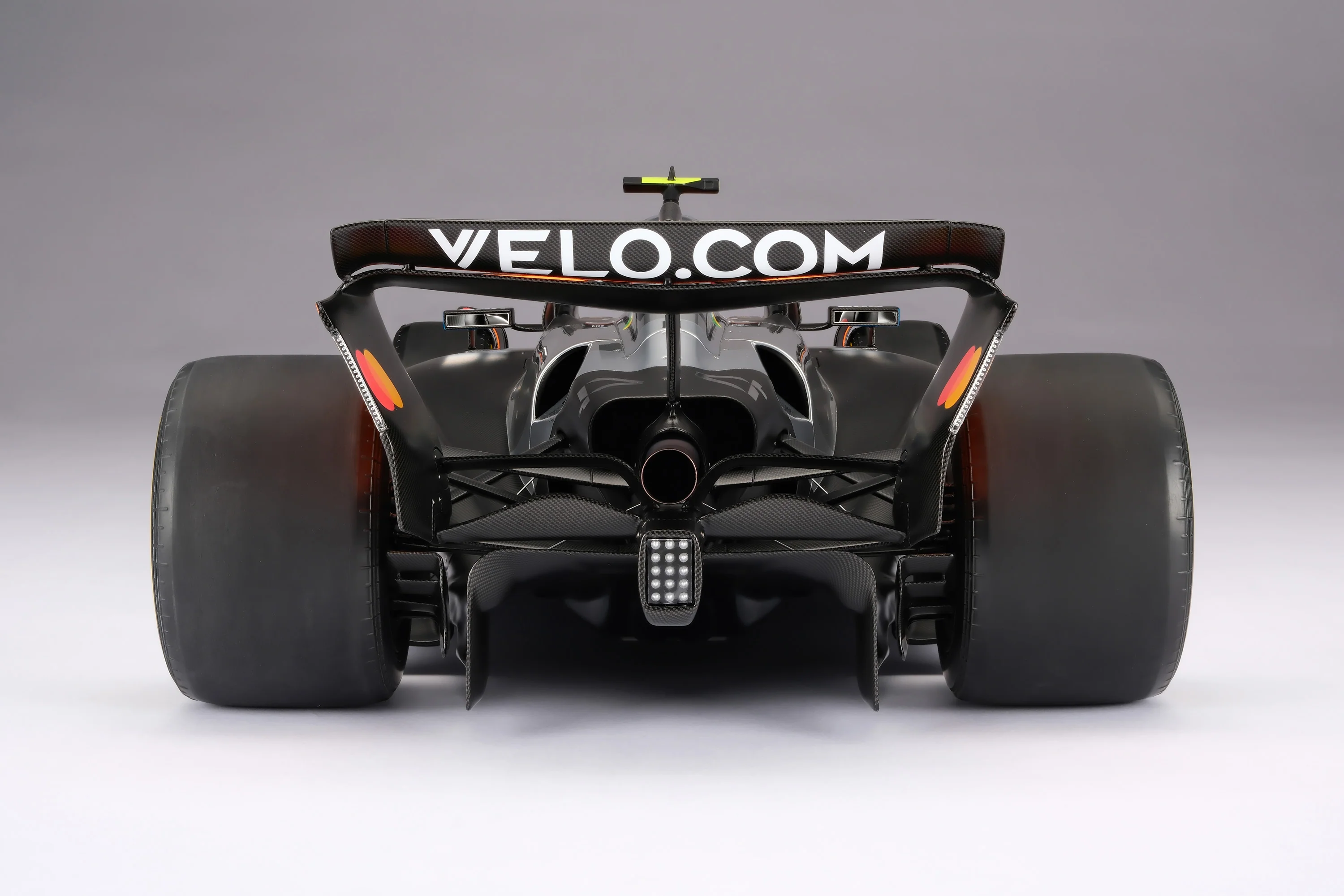 McLaren MCL39 - 2025 British Grand Prix - Image 15