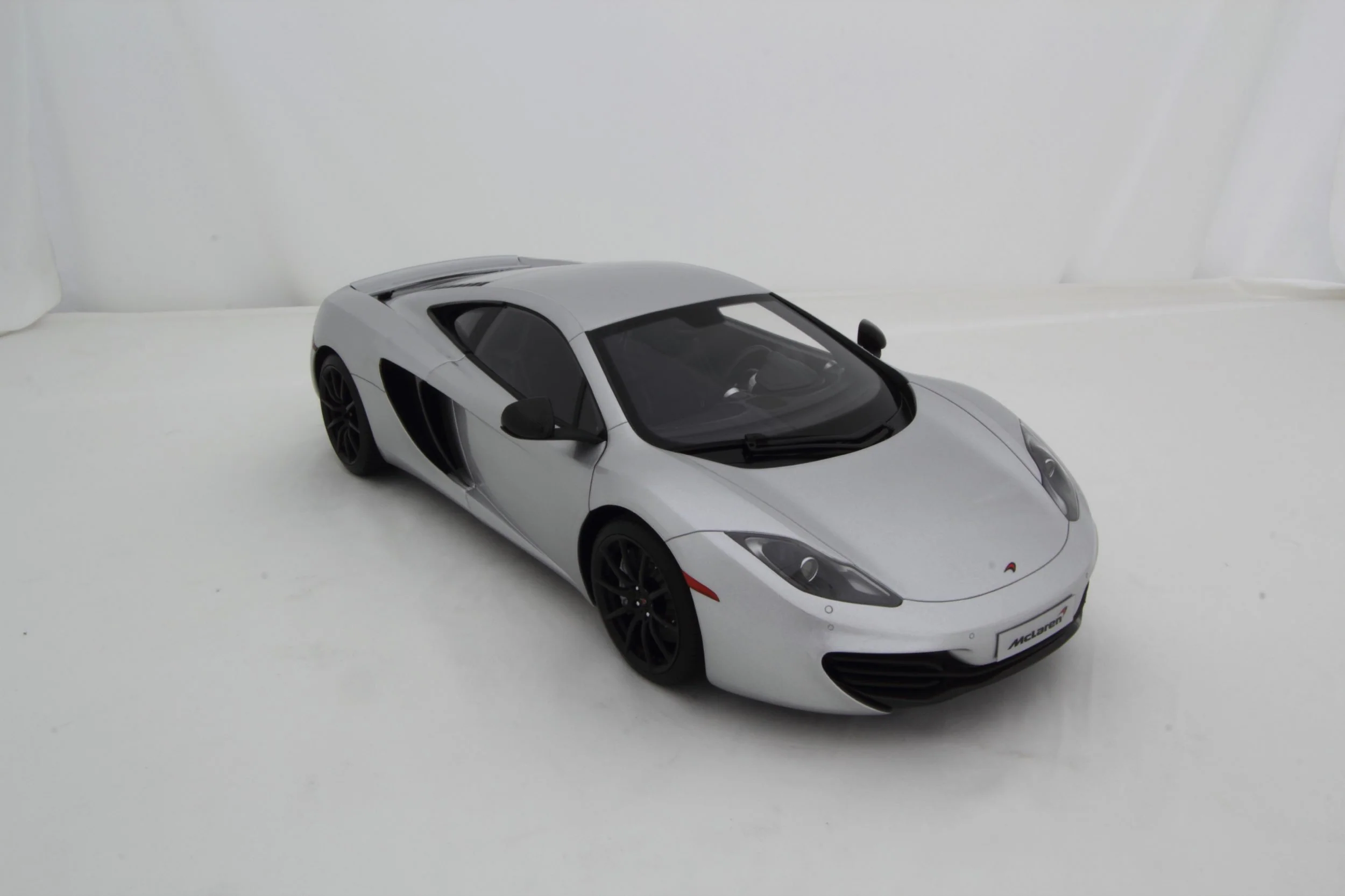 McLaren MP4-12C (2011)