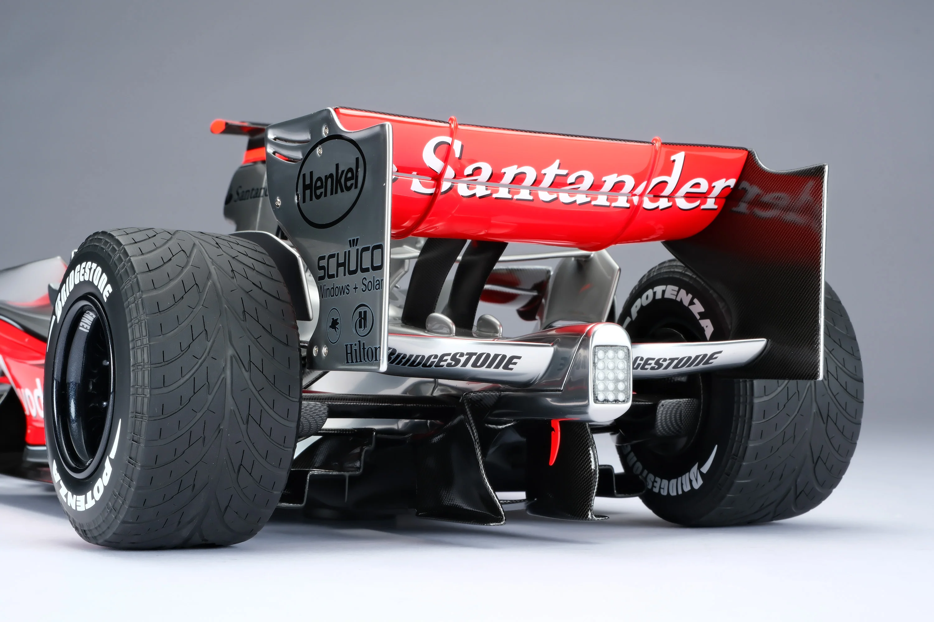 McLaren MP4-22 - 2007 European Grand Prix - Alonso - Image 12