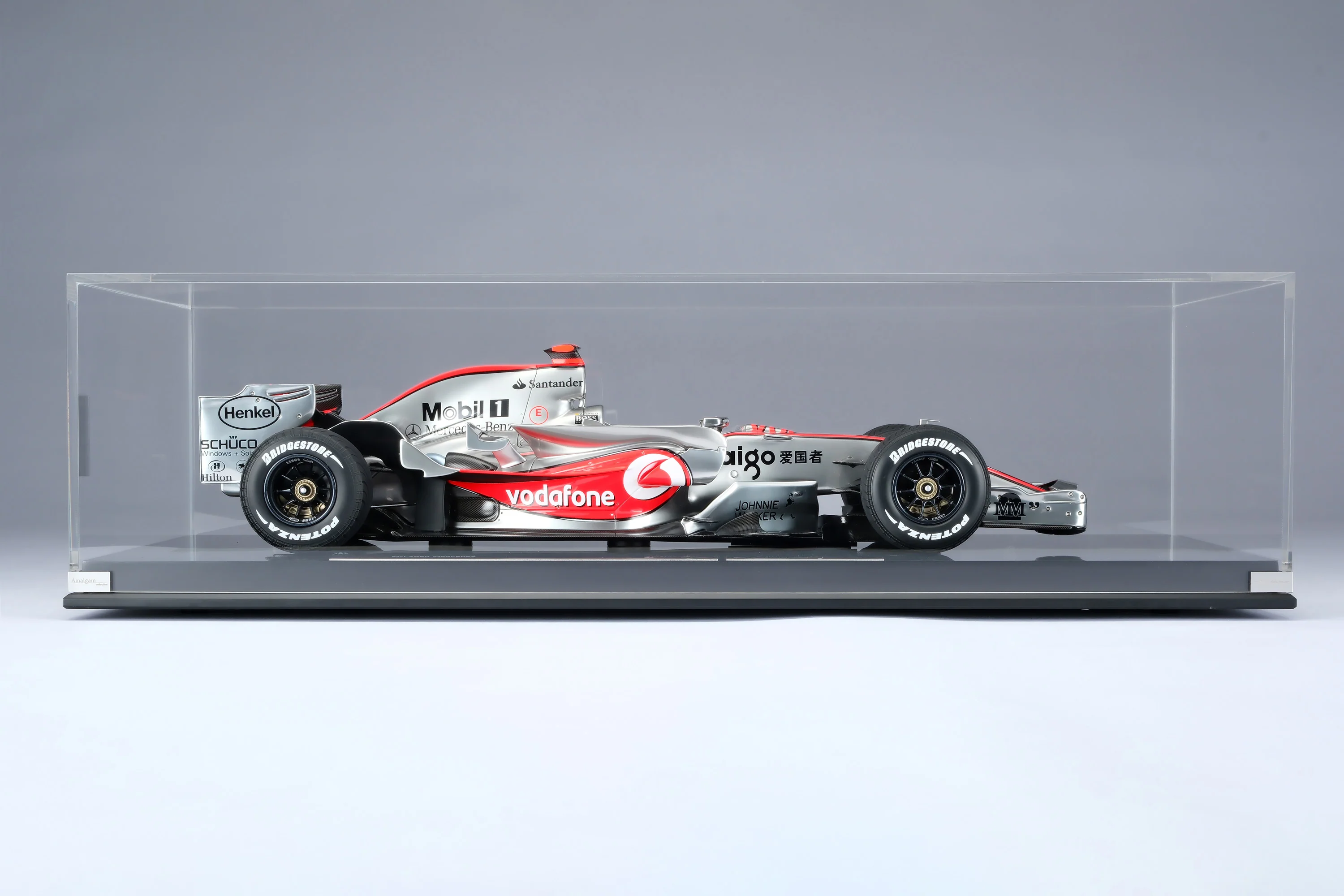 McLaren MP4-22 - 2007 European Grand Prix - Alonso - Image 17