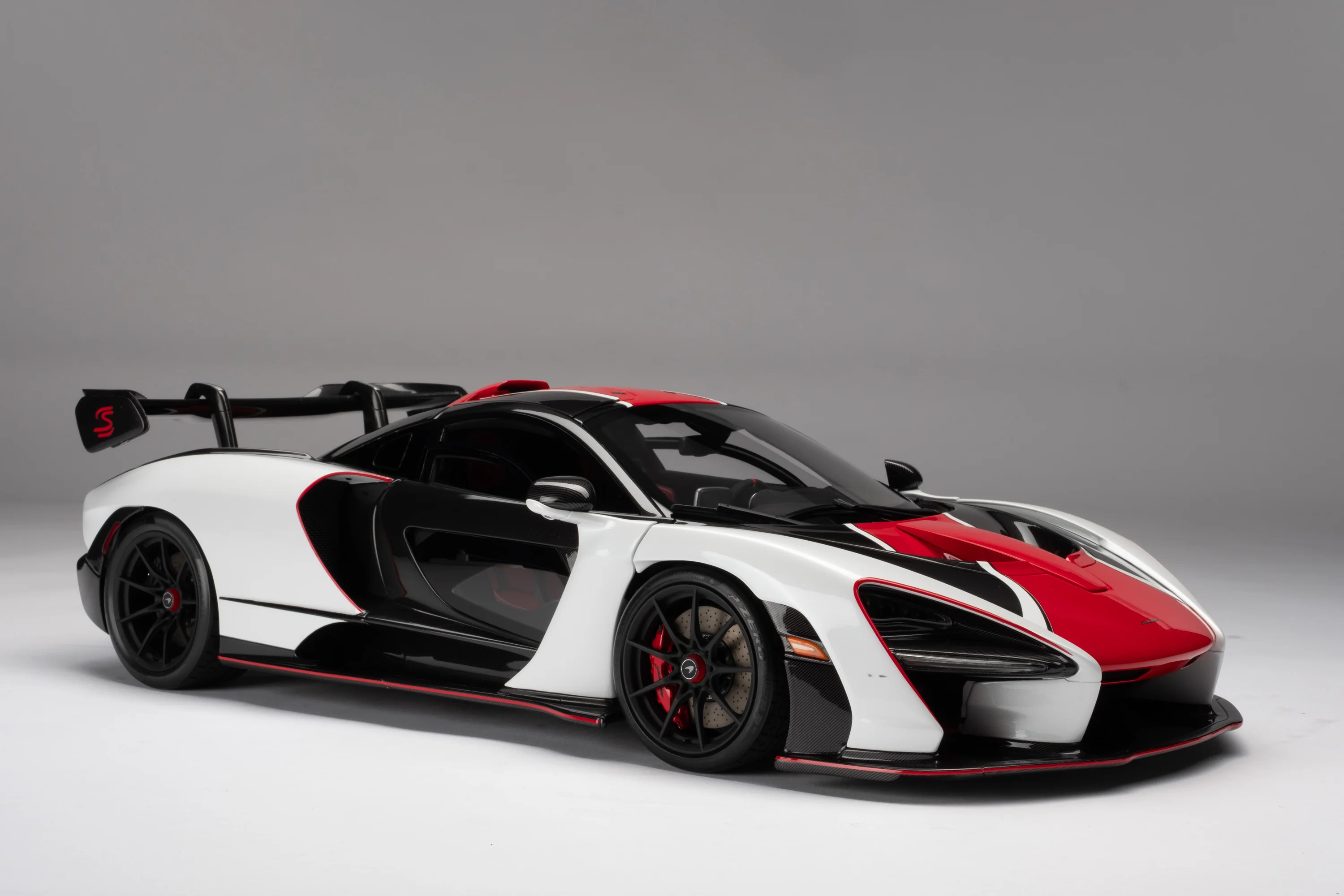 McLaren Senna - Tailor Made - Image 23