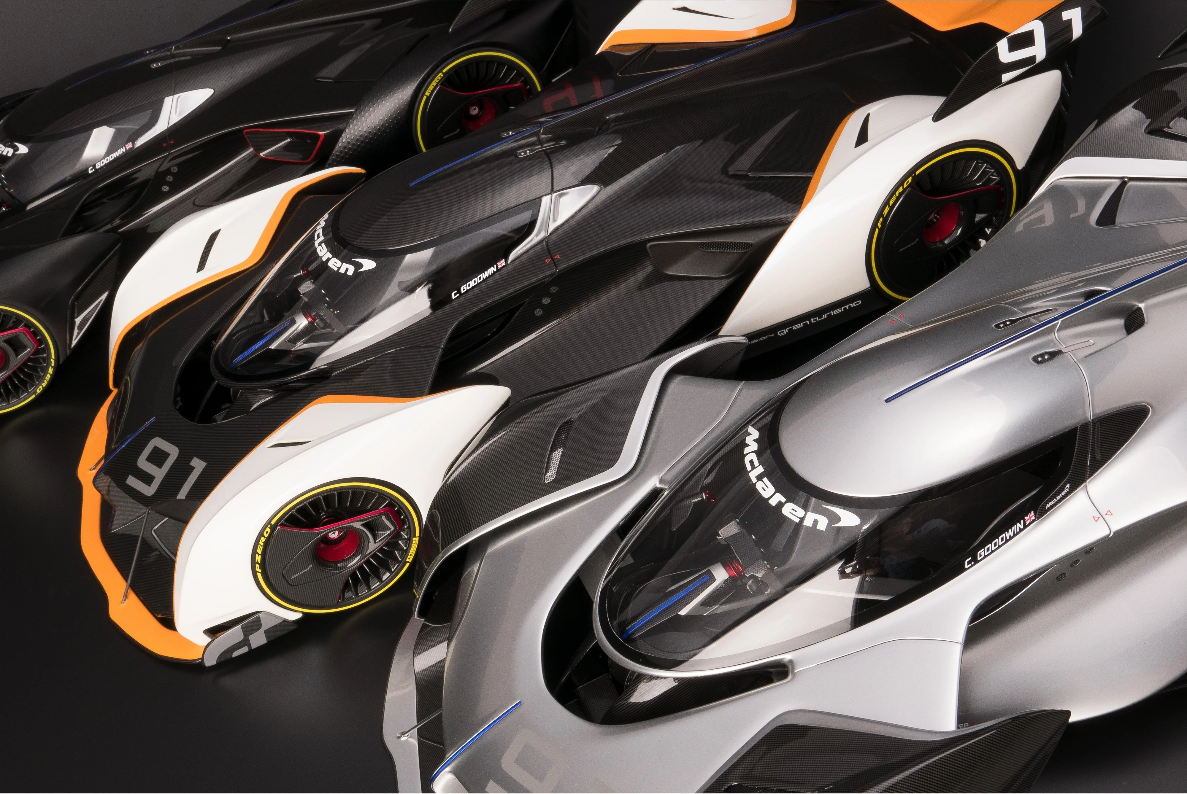 McLaren Ultimate Vision Gran Turismo (2017) - Signed Edition - Image 9