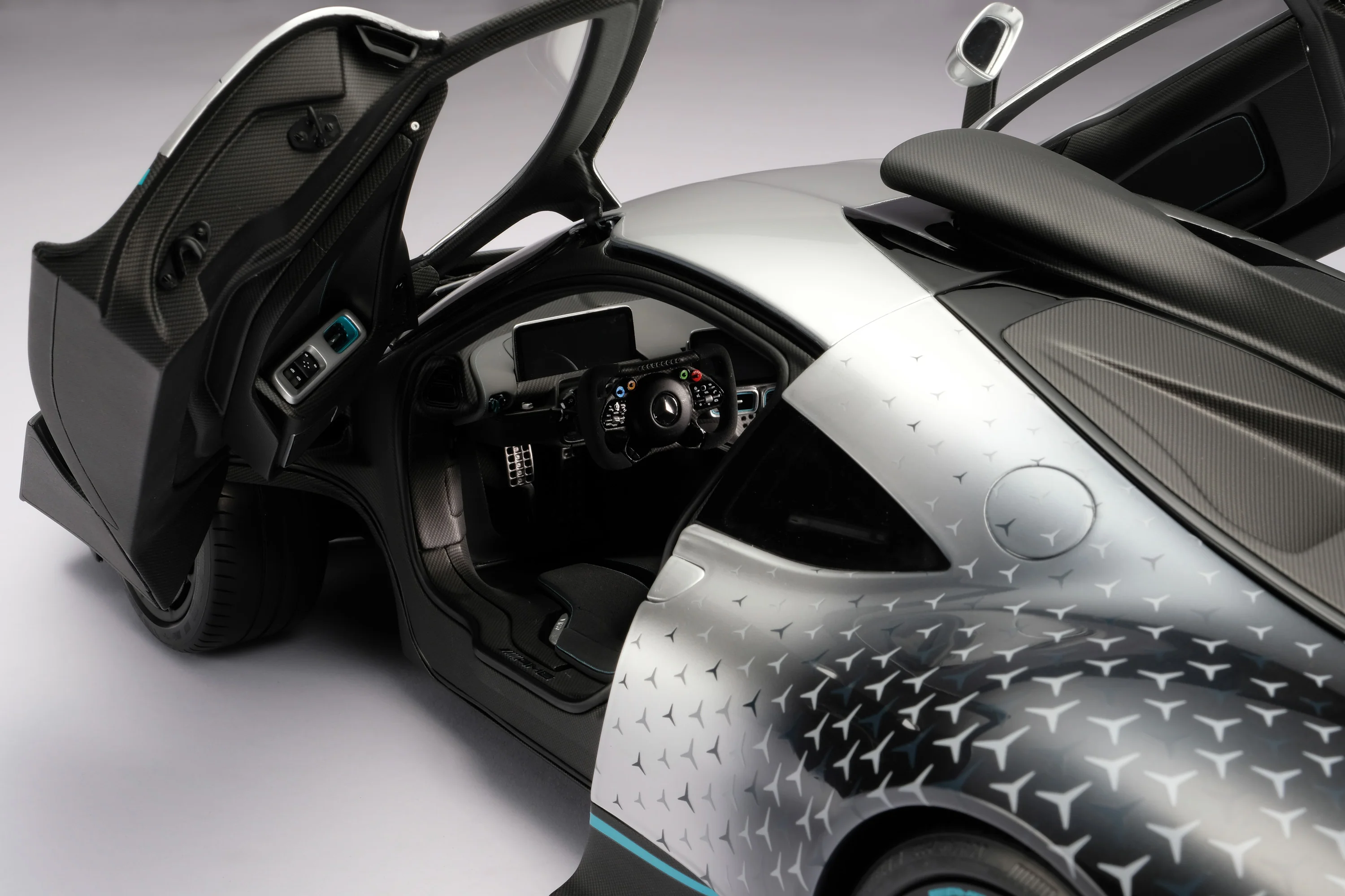 Mercedes-AMG ONE (2022) - Image 5