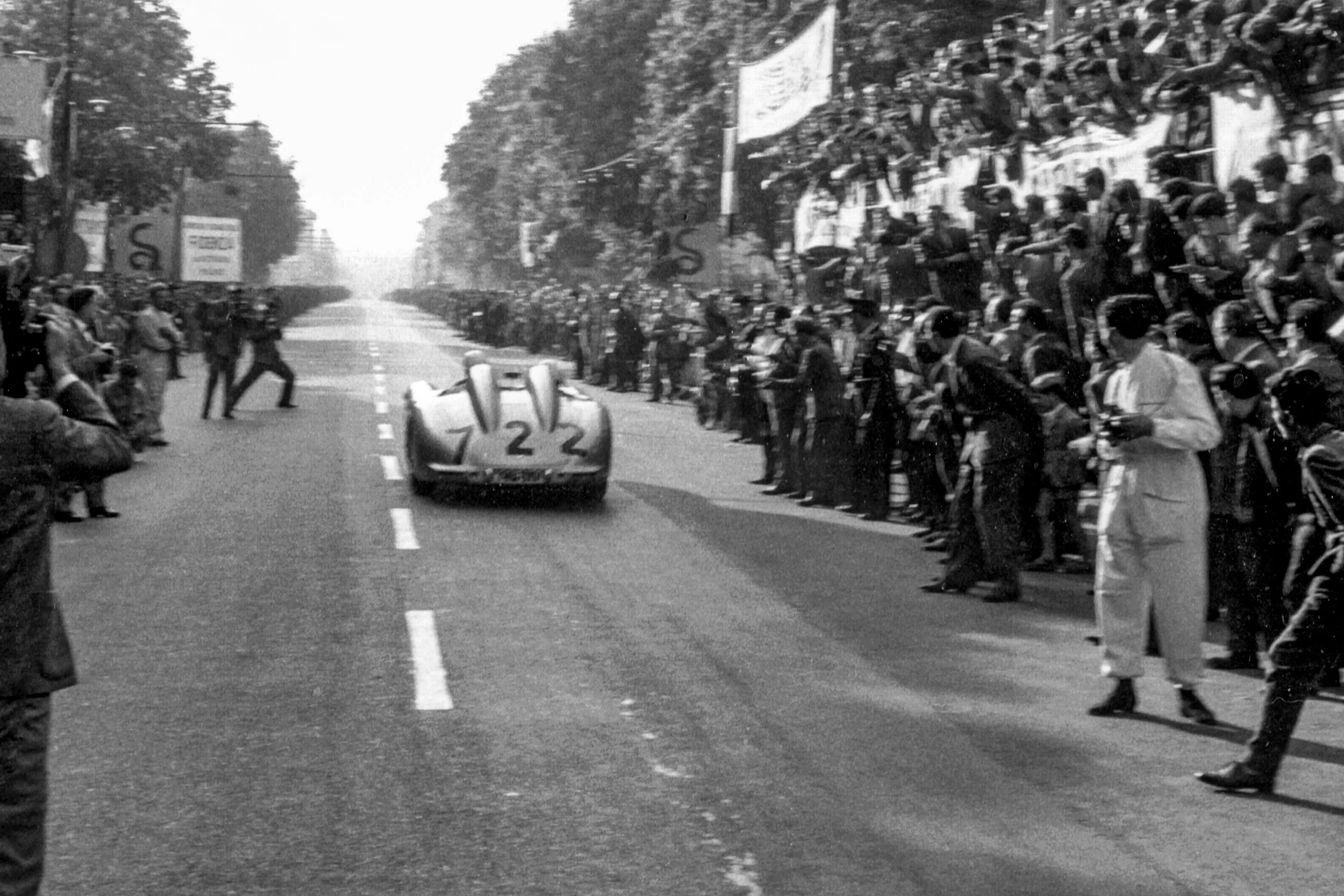 Mercedes-Benz 300 SLR '722' - 1955 Mille Miglia Winner - Image 5