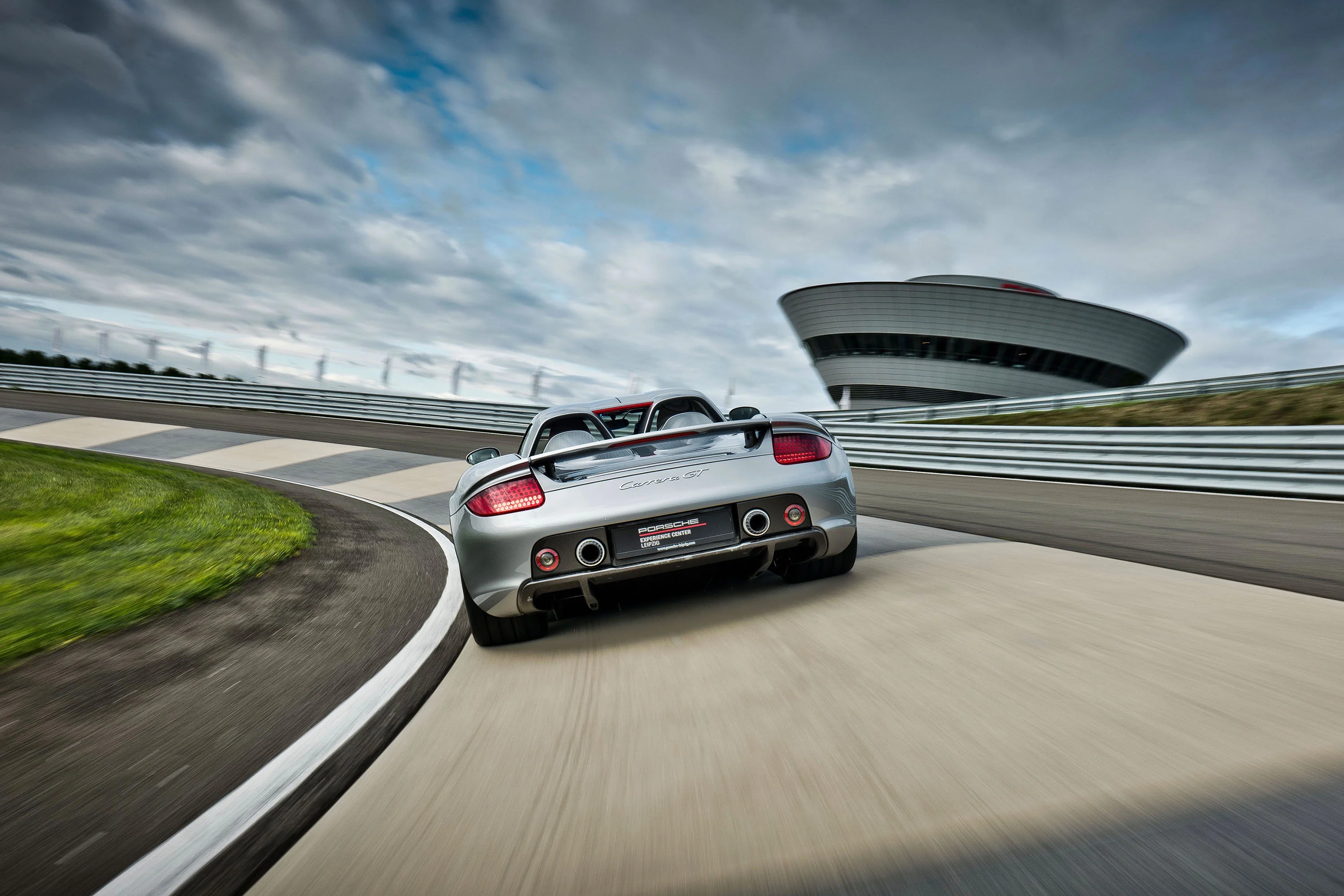 Porsche Carrera GT - Image 3