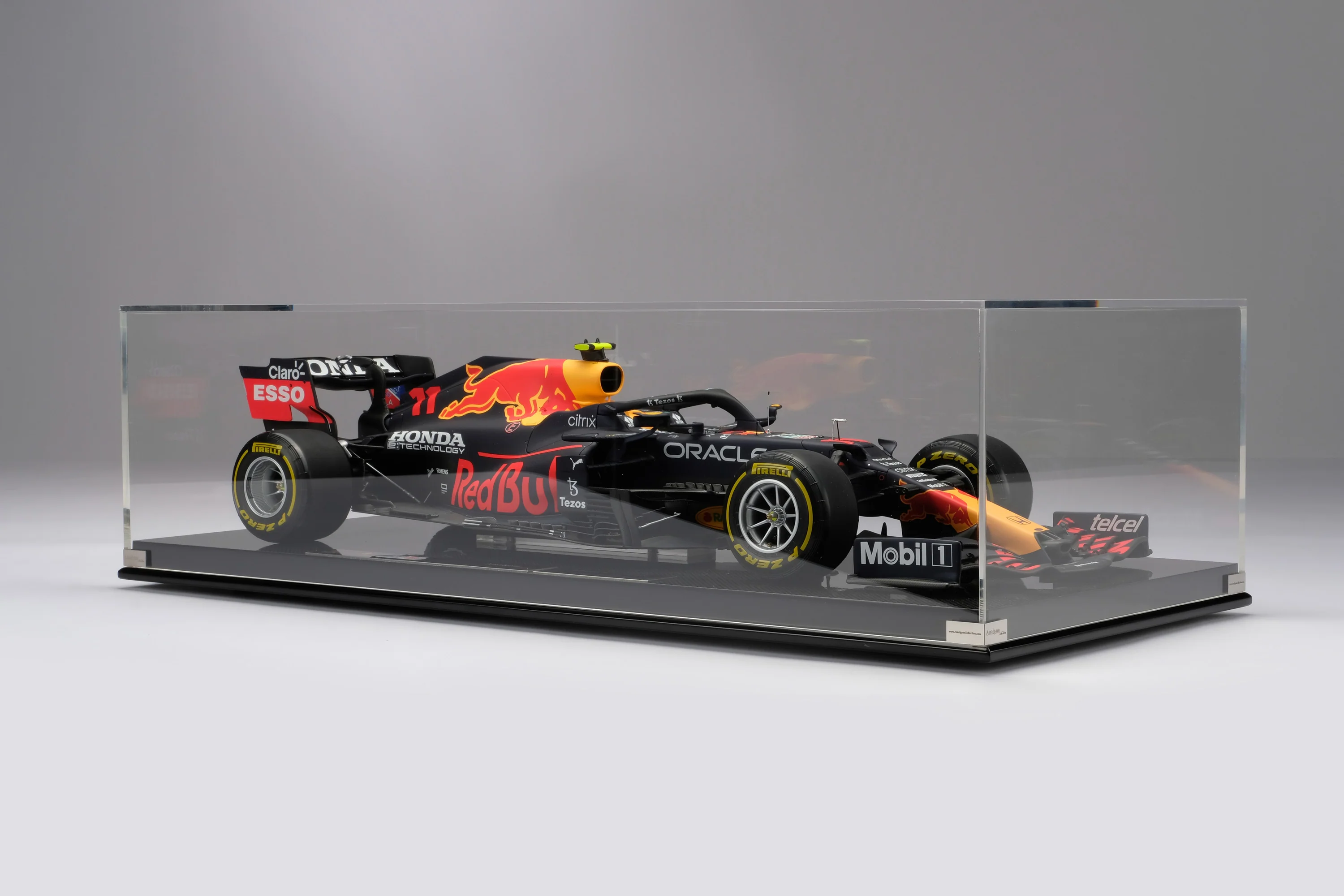 Red Bull Racing Honda RB16B - 2021 Abu Dhabi Grand Prix - Image 15