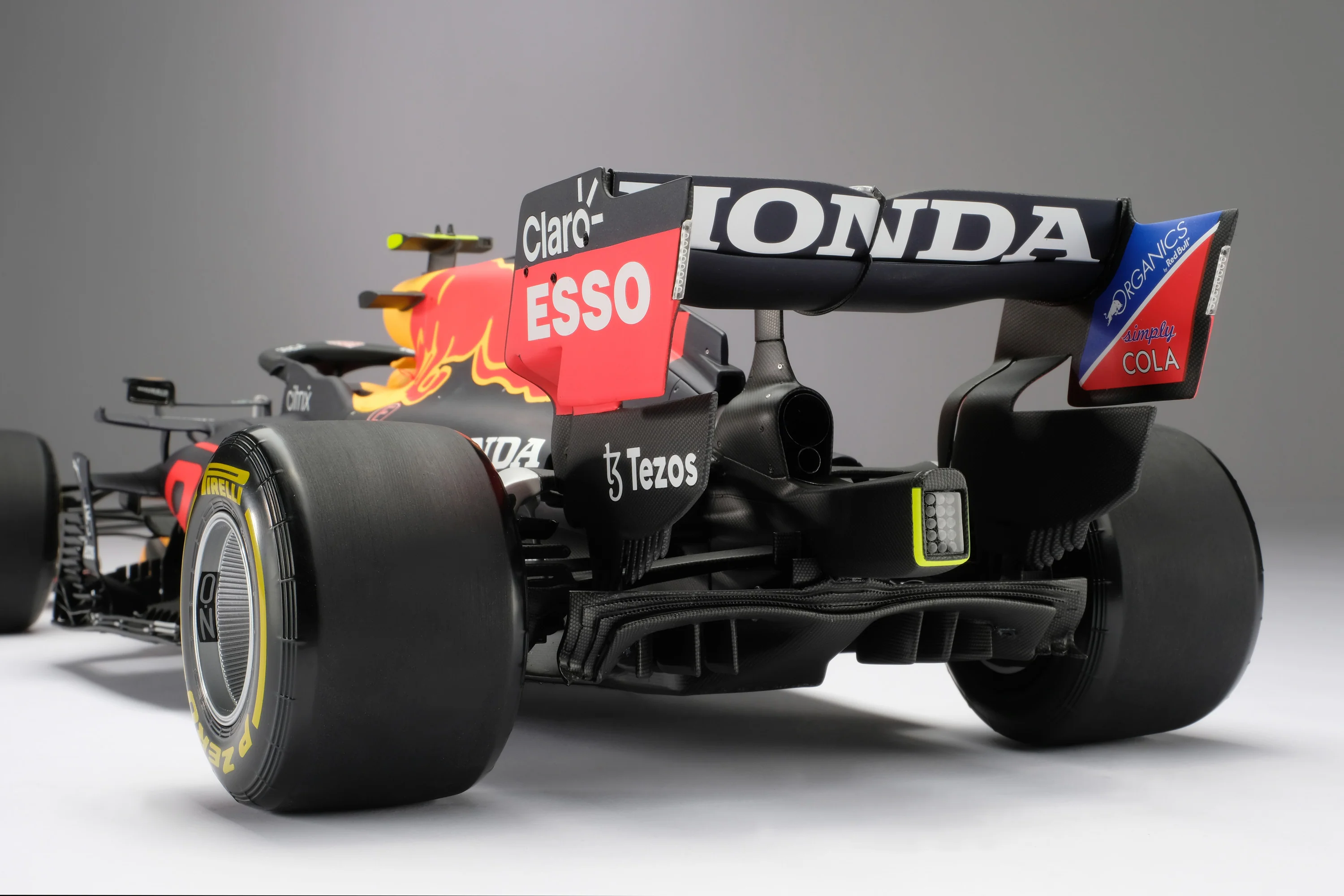Red Bull Racing Honda RB16B - 2021 Abu Dhabi Grand Prix - Image 9